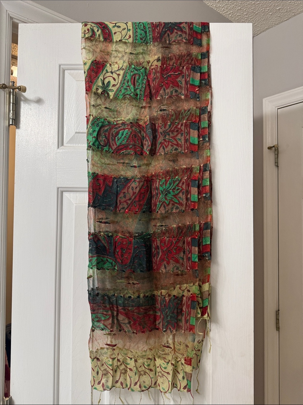 Multi-Color Printed Lightweight Women's Scarf - Red & Green